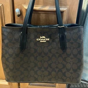 Coach Shoulder Bag